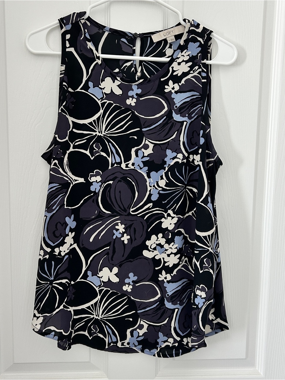 LOFT Navy Floral Sleeveless Blouse with White & Light Blue Accents